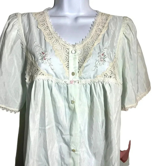 Vintage Vanity Fair Size Large BLENDAIRE Pajama Top NWT Mint grain lace trim - Picture 3 of 8